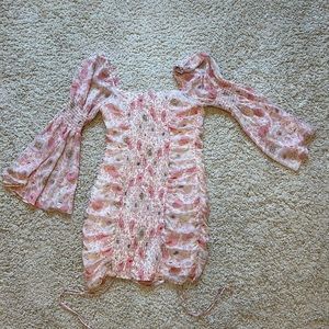 Lulus Floral Bell Sleeved Bodycon Dress